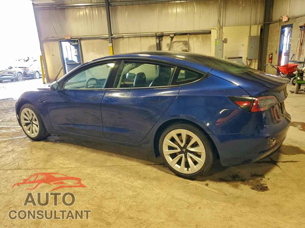 TESLA MODEL 3 2022 - 5YJ3E1EA4NF286921
