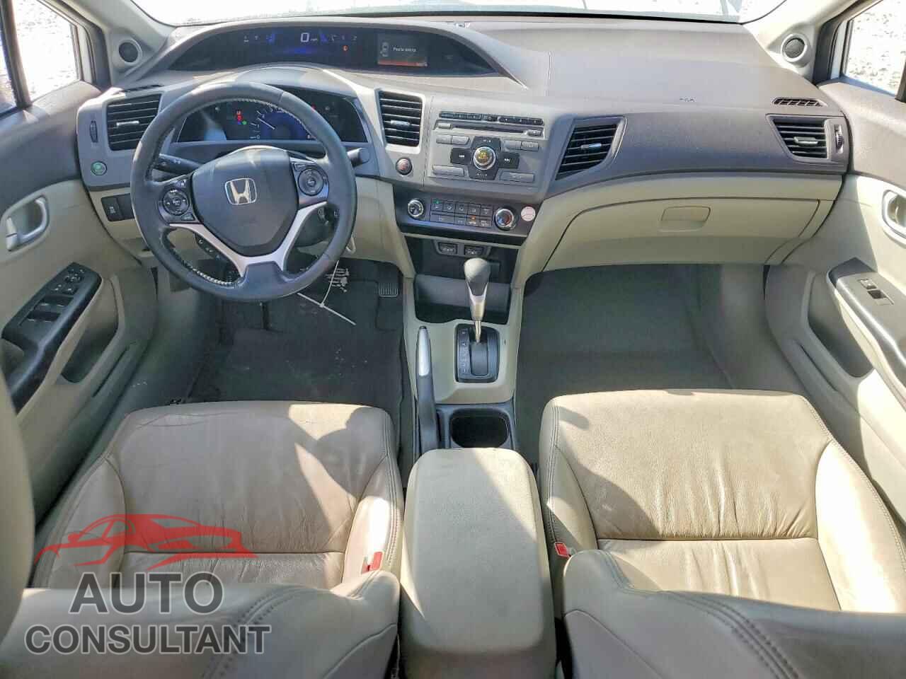 HONDA CIVIC 2012 - 2HGFB2F95CH588484