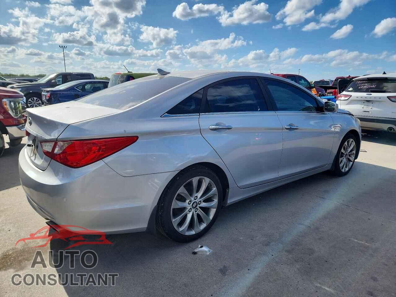 HYUNDAI SONATA 2011 - 5NPEC4AC5BH180160