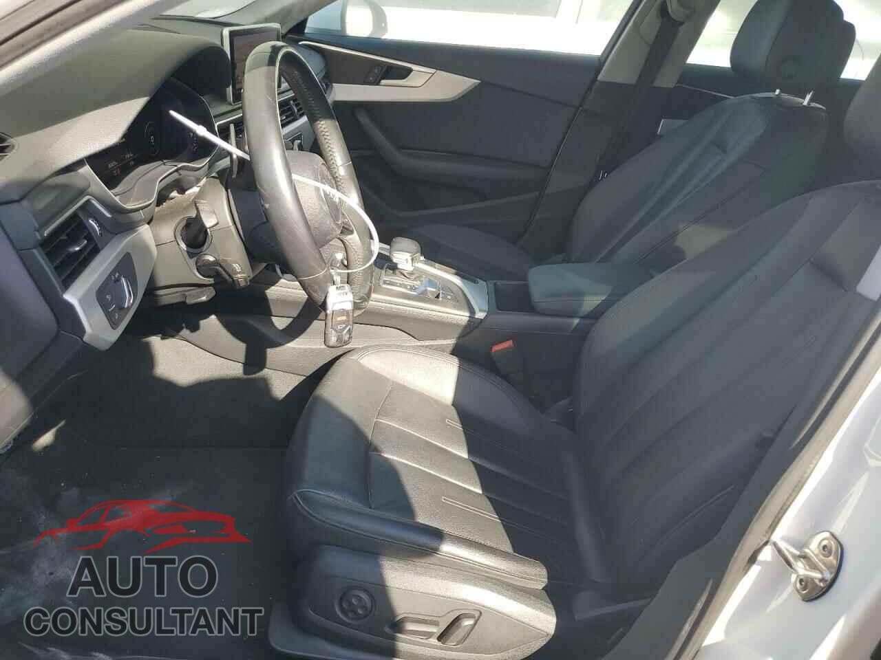 AUDI A4 2017 - WAUKMAF42HN043151