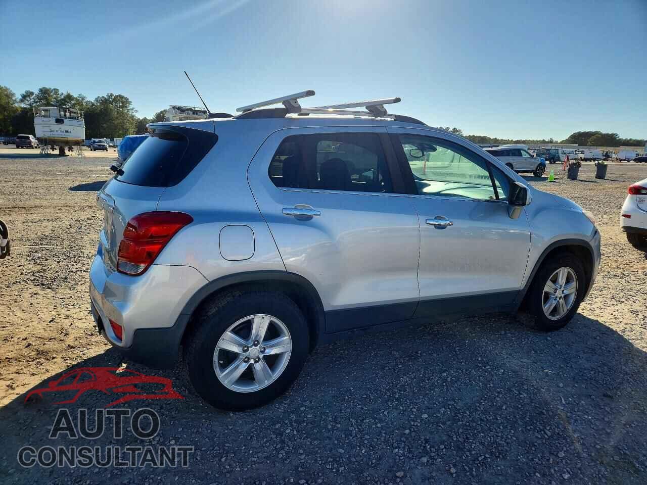 CHEVROLET TRAX 2017 - 3GNCJLSB9HL247467