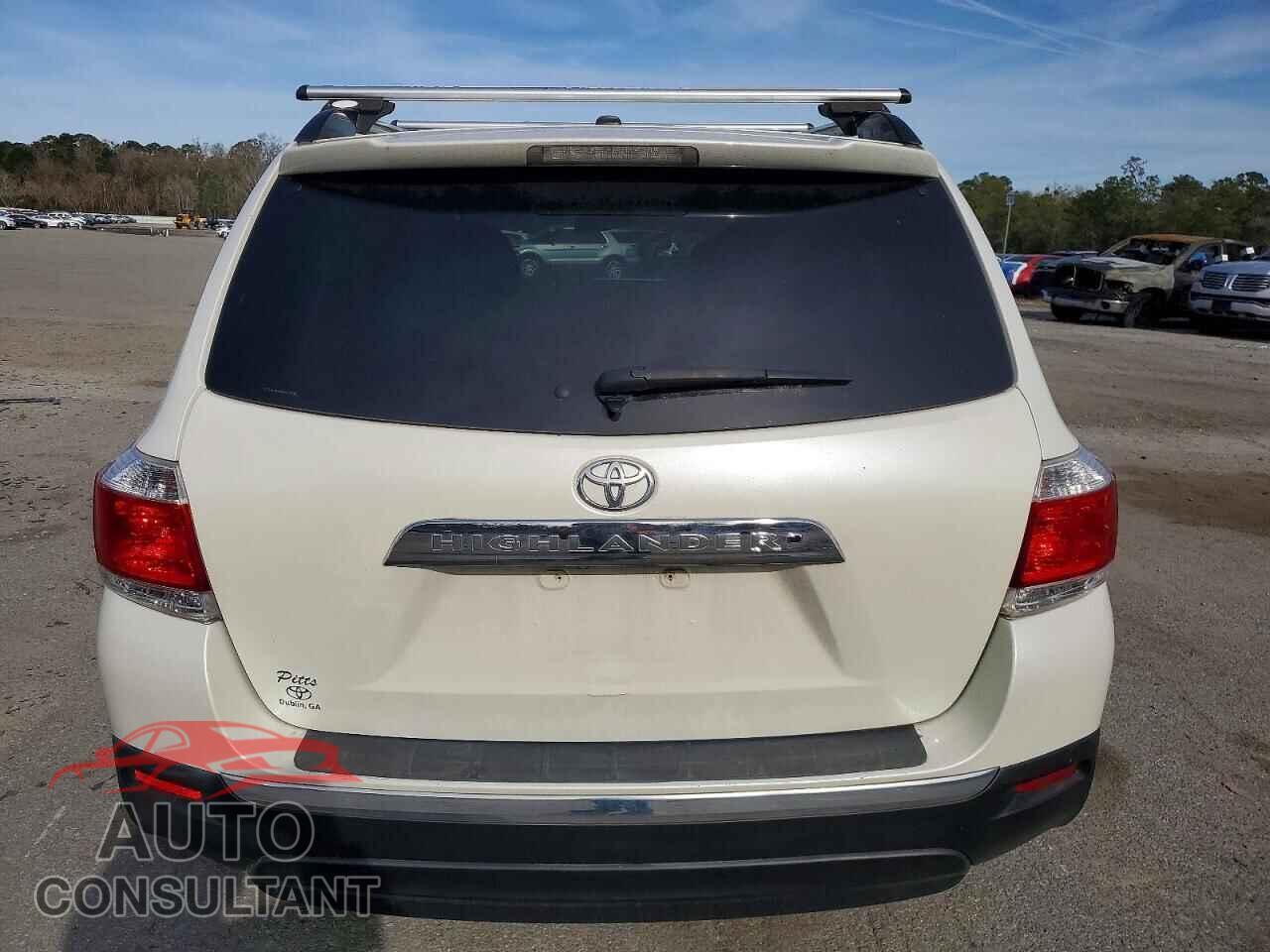 TOYOTA HIGHLANDER 2011 - 5TDYK3EH8BS025533