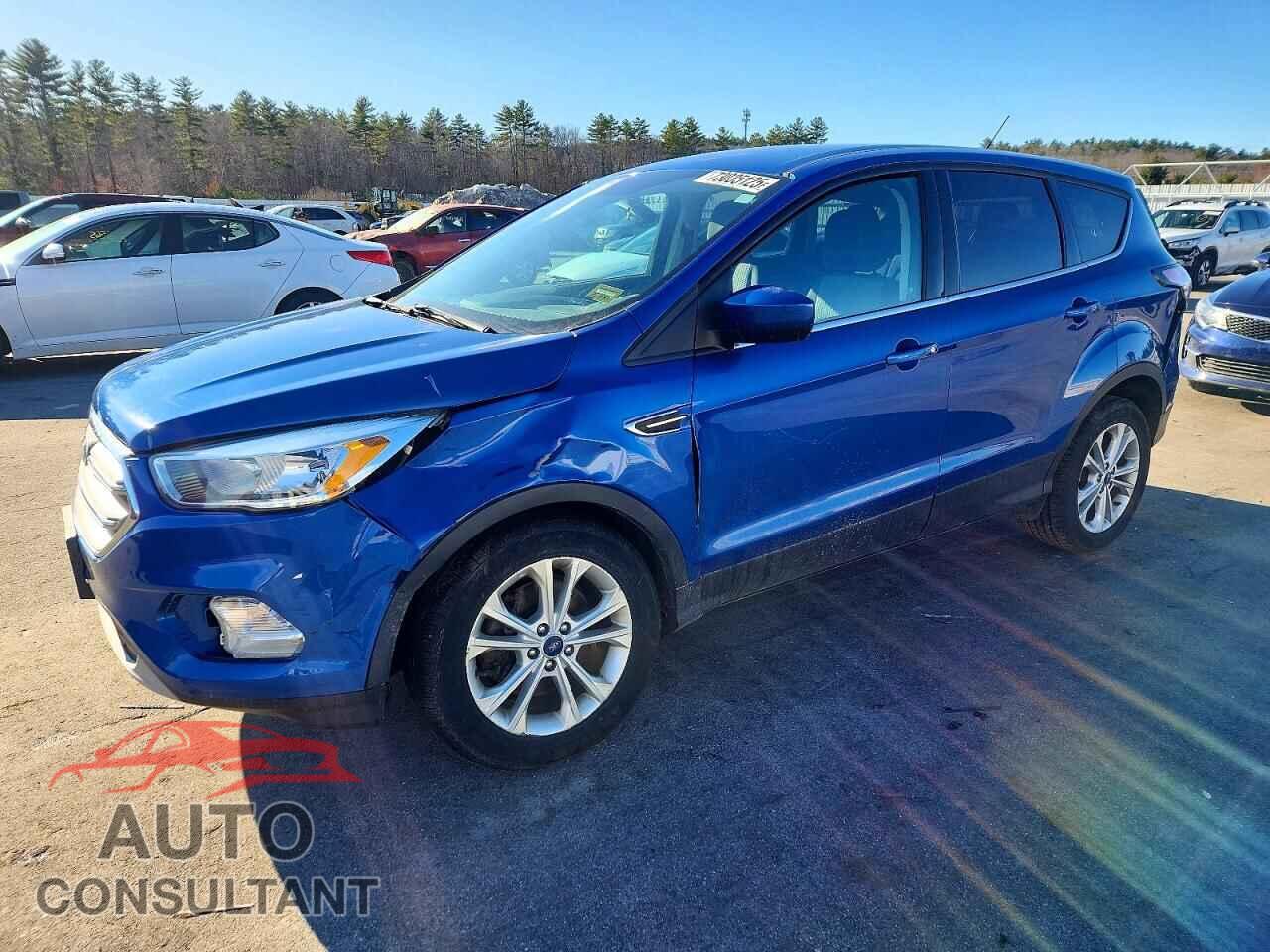 FORD ESCAPE 2017 - 1FMCU9GD5HUC28090