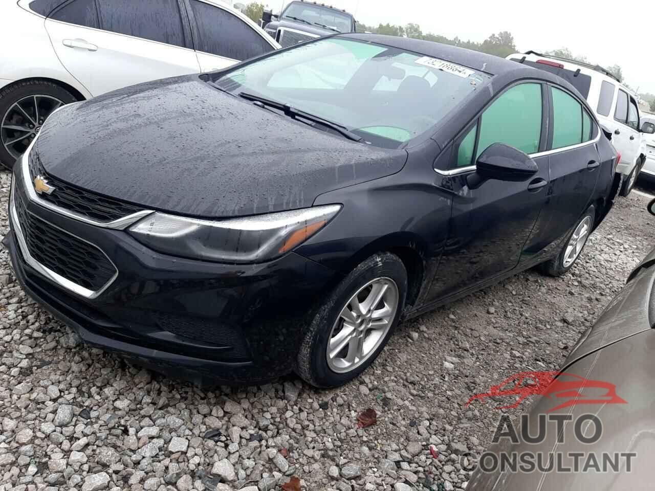 CHEVROLET CRUZE 2018 - 1G1BE5SM7J7160966