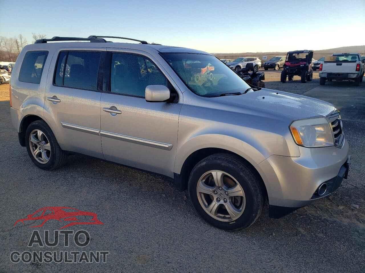 HONDA PILOT 2012 - 5FNYF4H46CB057549