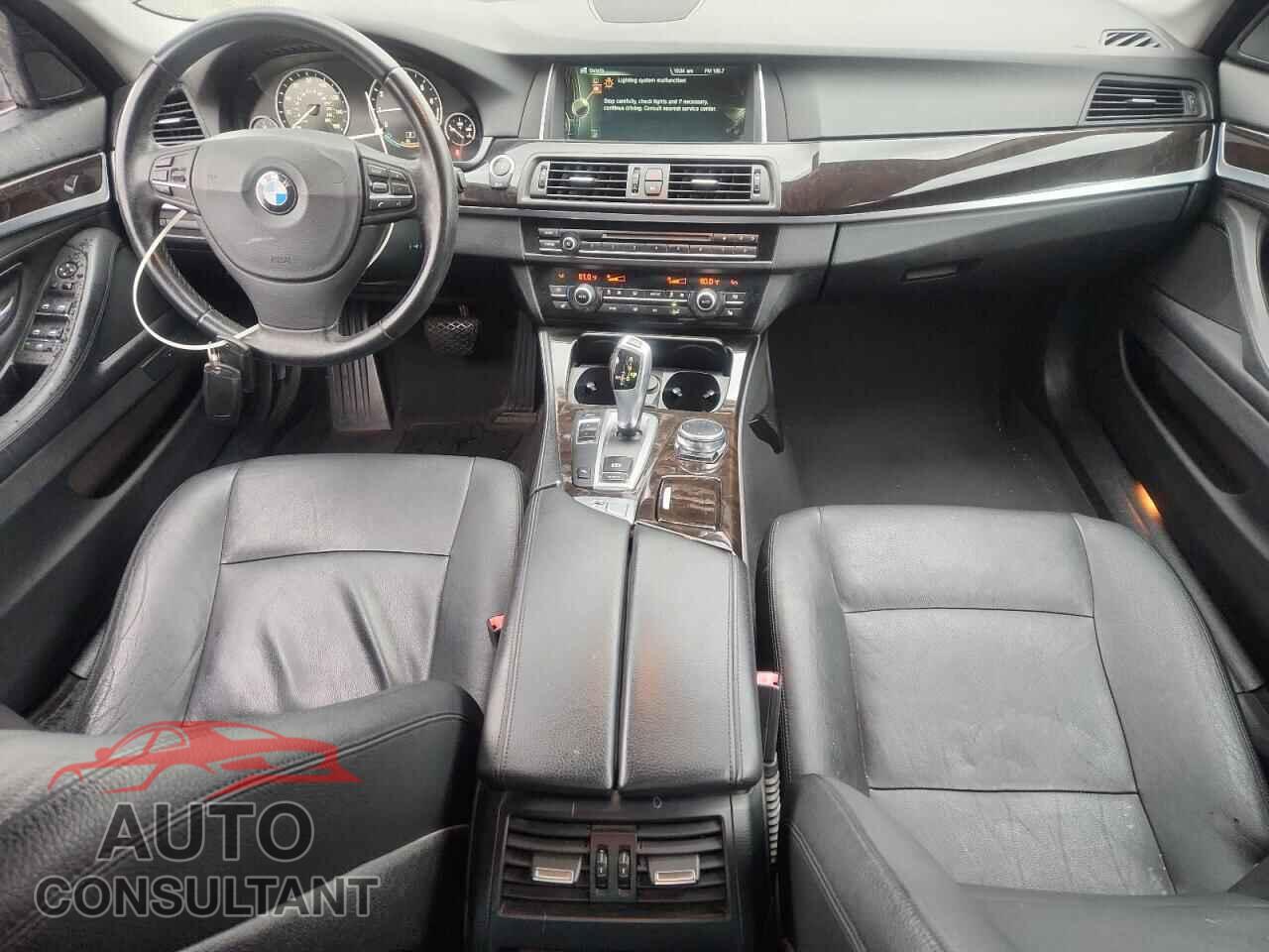 BMW 5 SERIES 2014 - WBA5B1C55ED484483