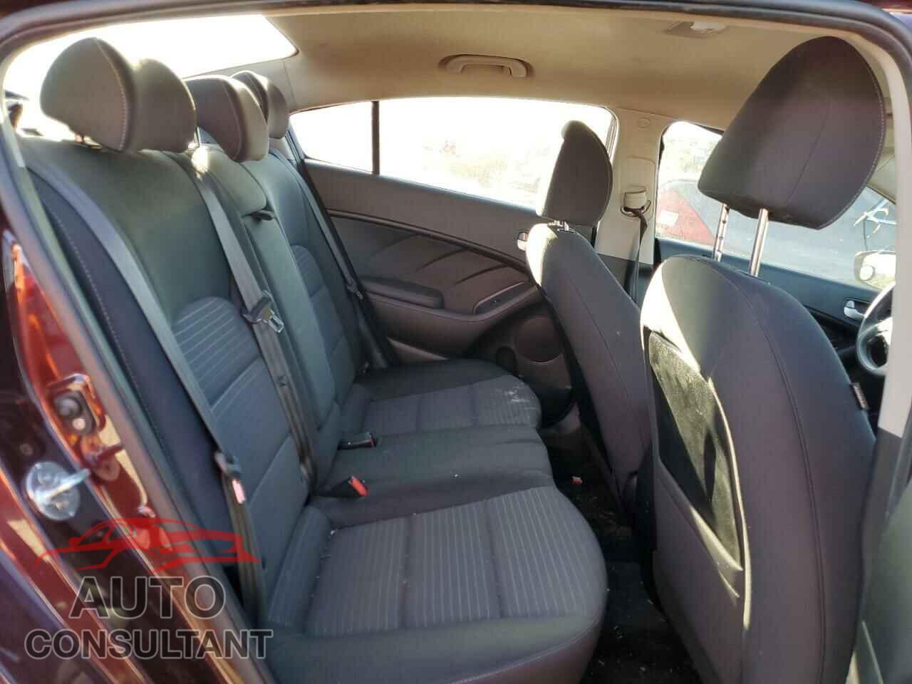 KIA FORTE 2017 - 3KPFL4A7XHE123778
