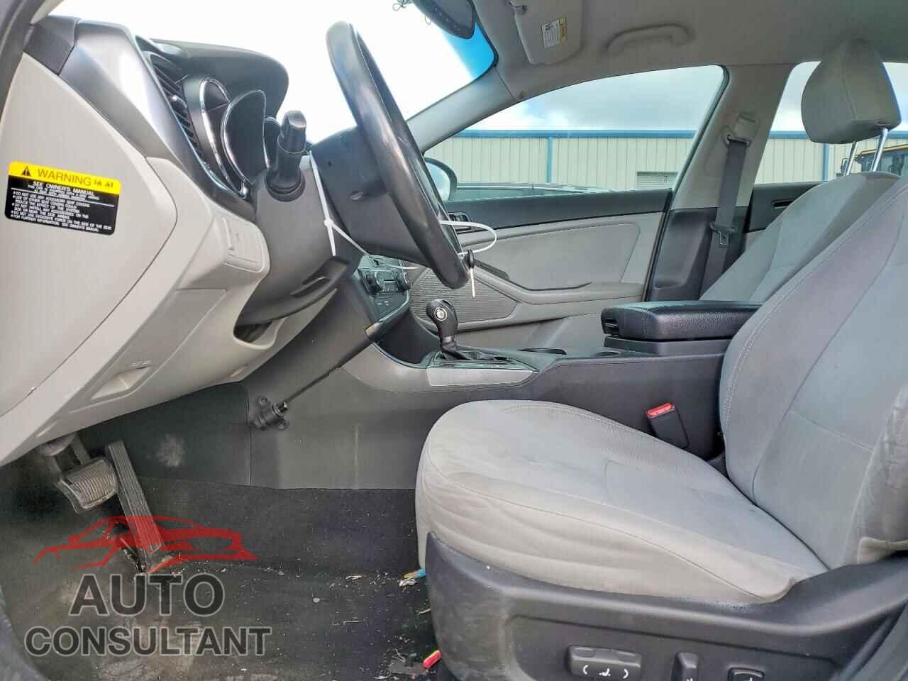 KIA OPTIMA 2012 - KNAGM4A73C5281219