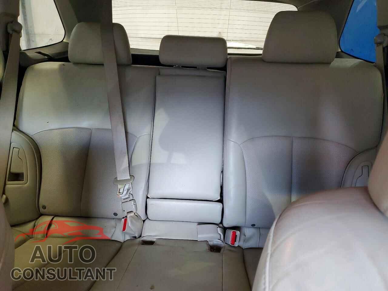 SUBARU OUTBACK 2013 - 4S4BRBKC8D3255125
