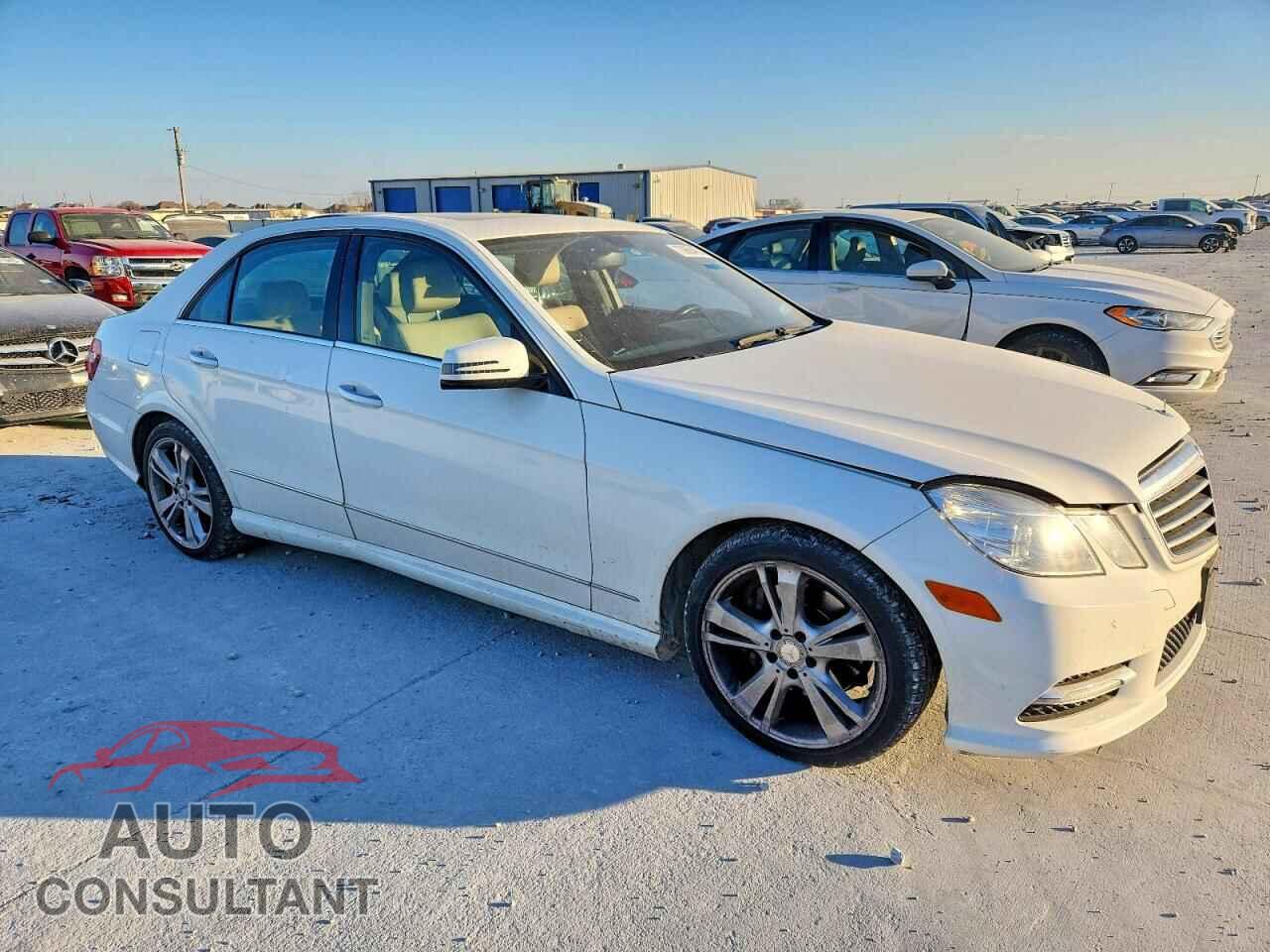 MERCEDES-BENZ E-CLASS 2013 - WDDHF5KB1DA753569