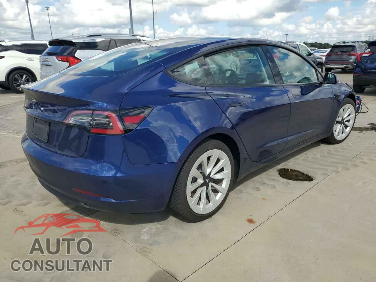 TESLA MODEL 3 2023 - 5YJ3E1EA7PF493029