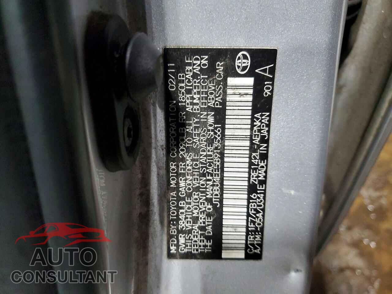 TOYOTA COROLLA 2011 - JTDBU4EE5B9135661