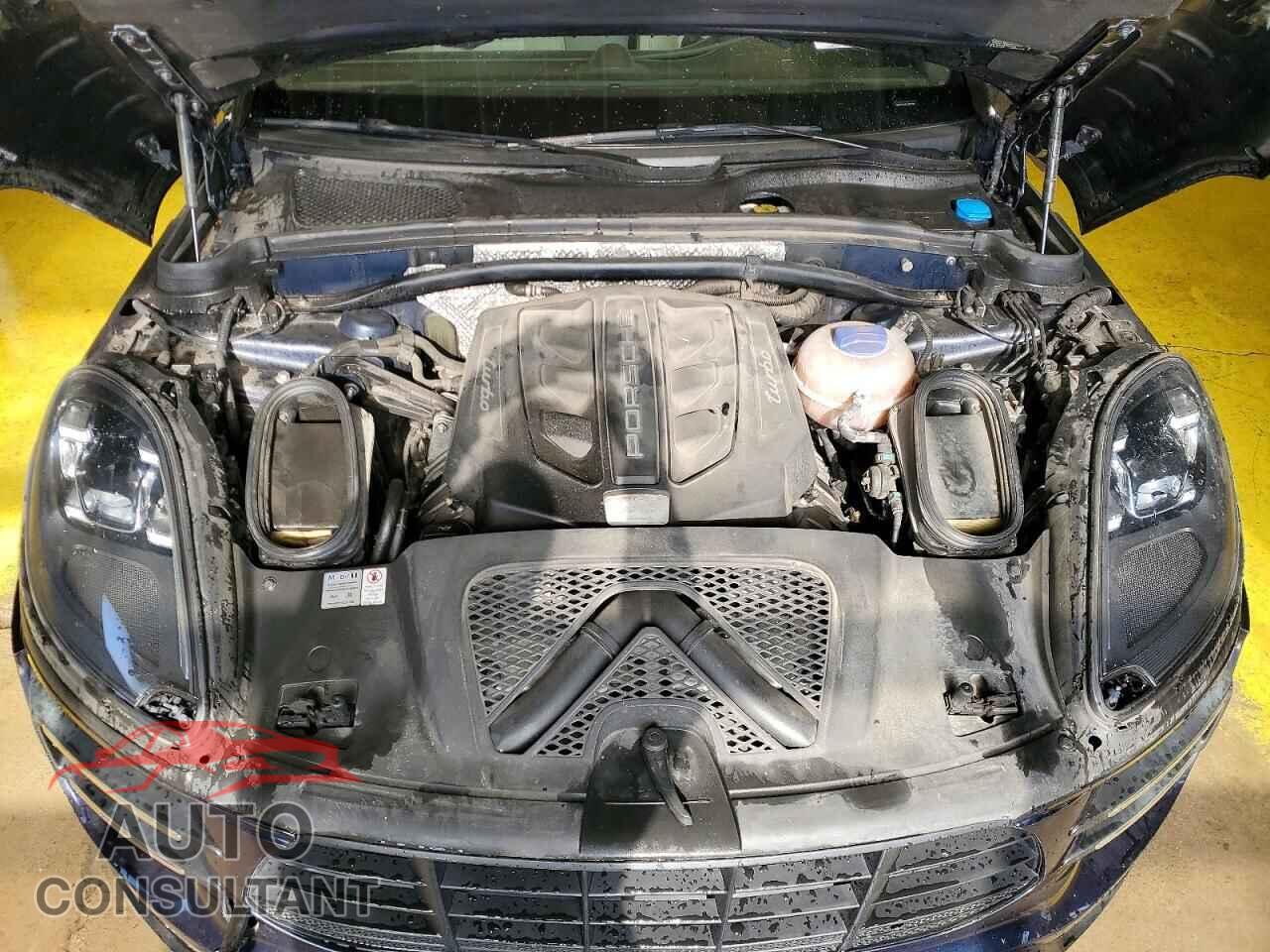 PORSCHE MACAN 2018 - WP1AF2A52JLB71307