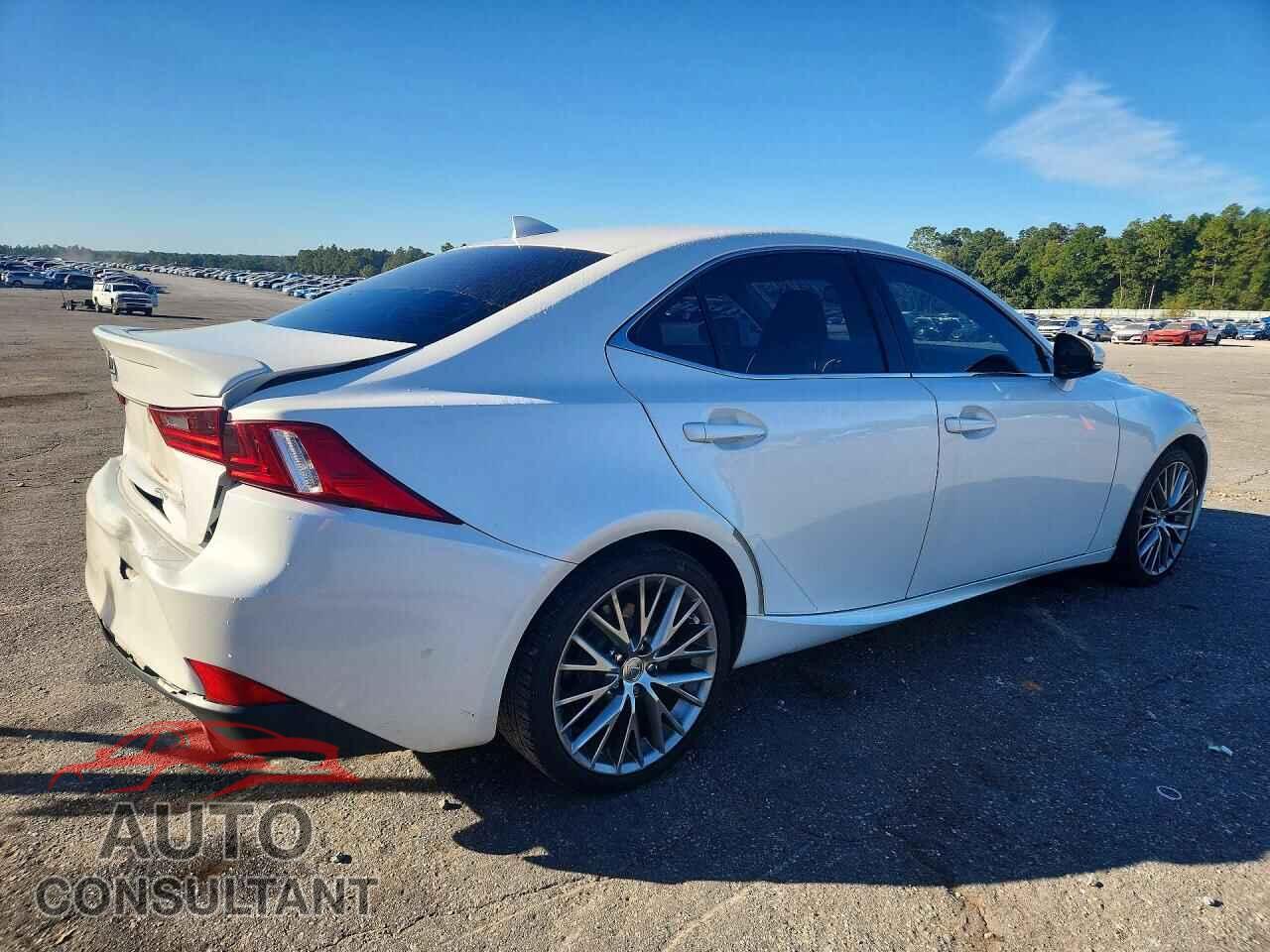 LEXUS IS 2015 - JTHBF1D21F5077589