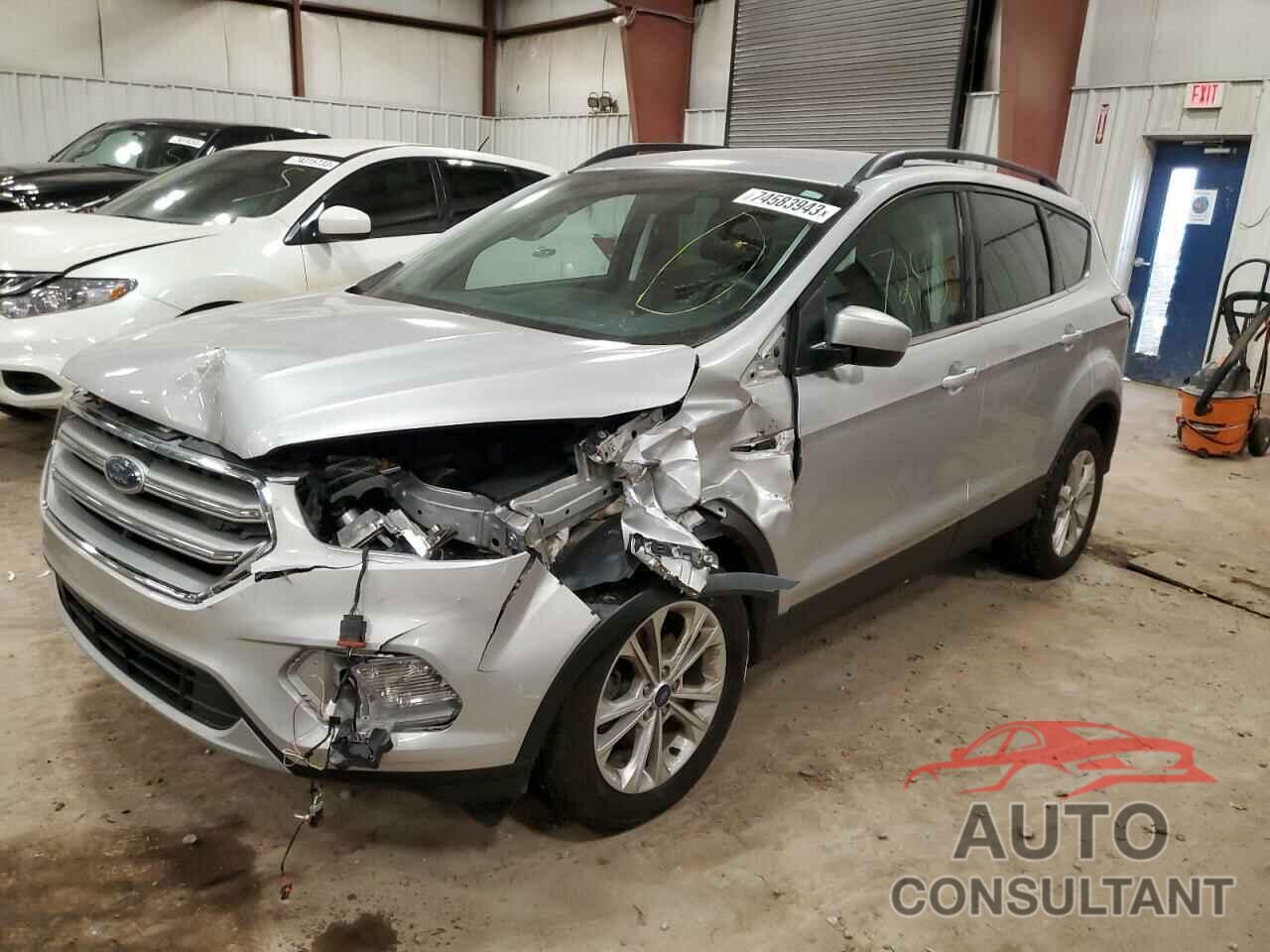 FORD ESCAPE 2017 - 1FMCU0GD5HUE70180