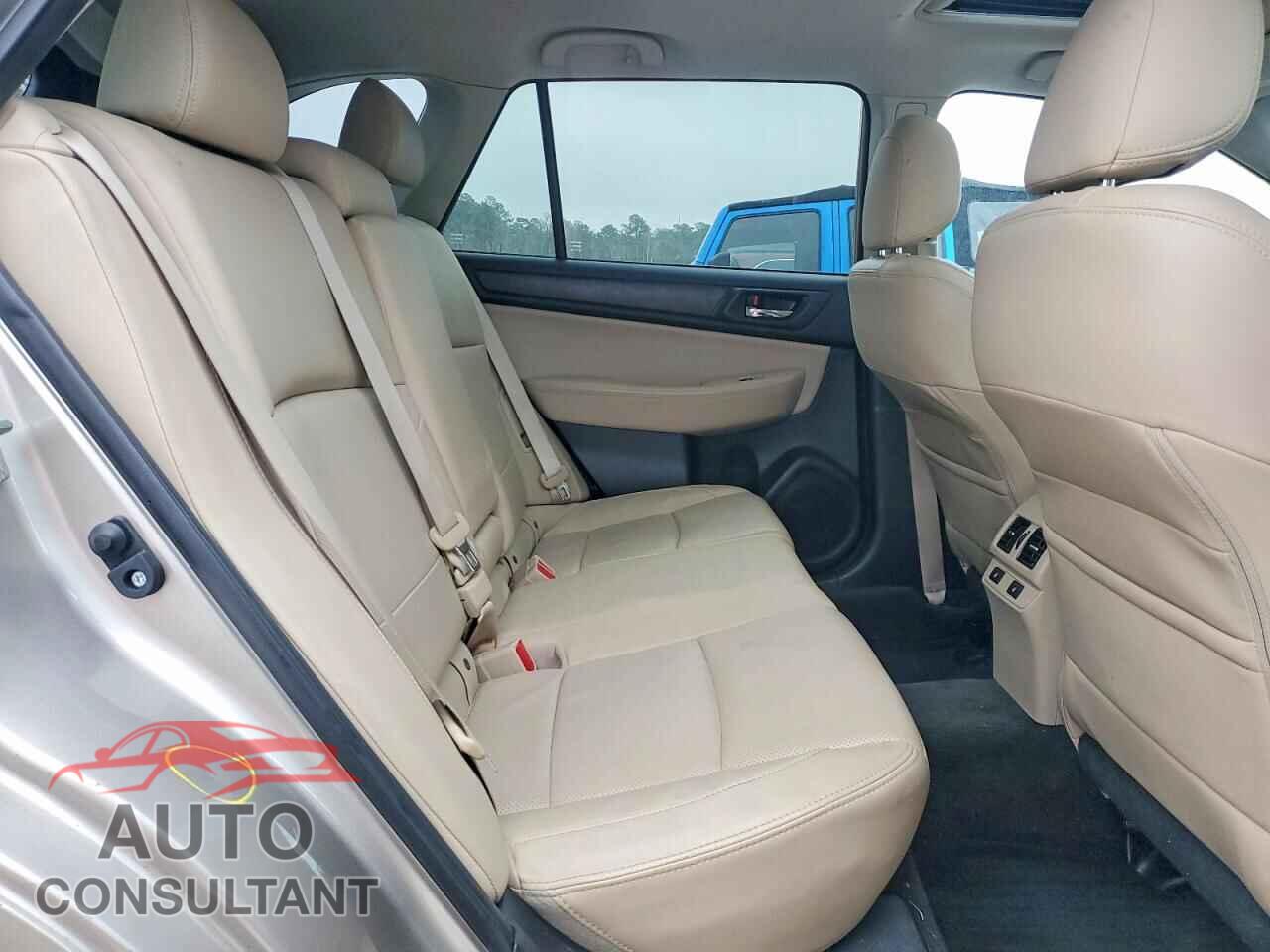 SUBARU OUTBACK 2015 - 4S4BSALCXF3237290