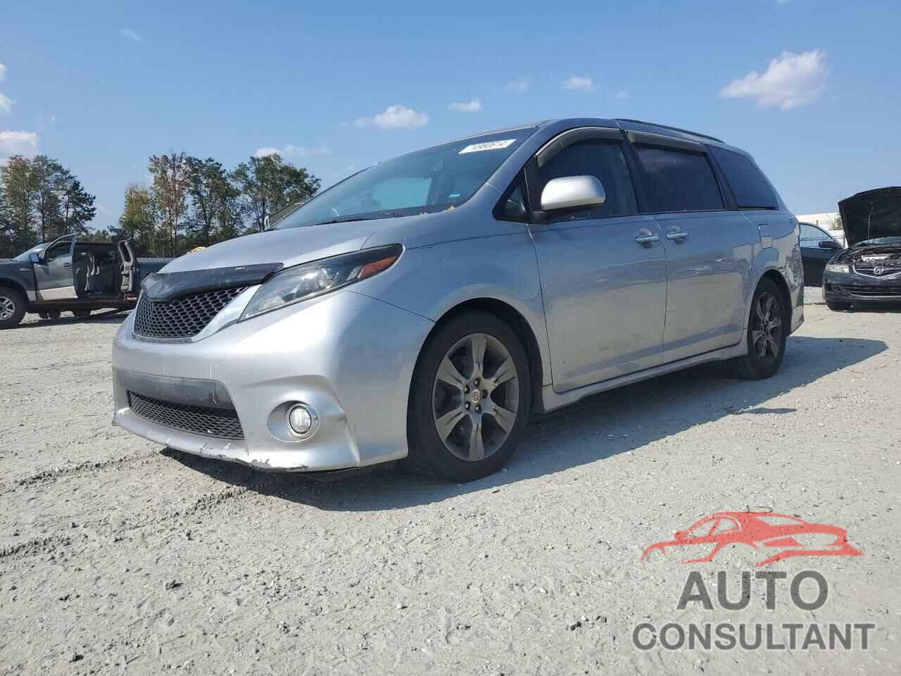 TOYOTA SIENNA 2015 - 5TDXK3DC4FS543467