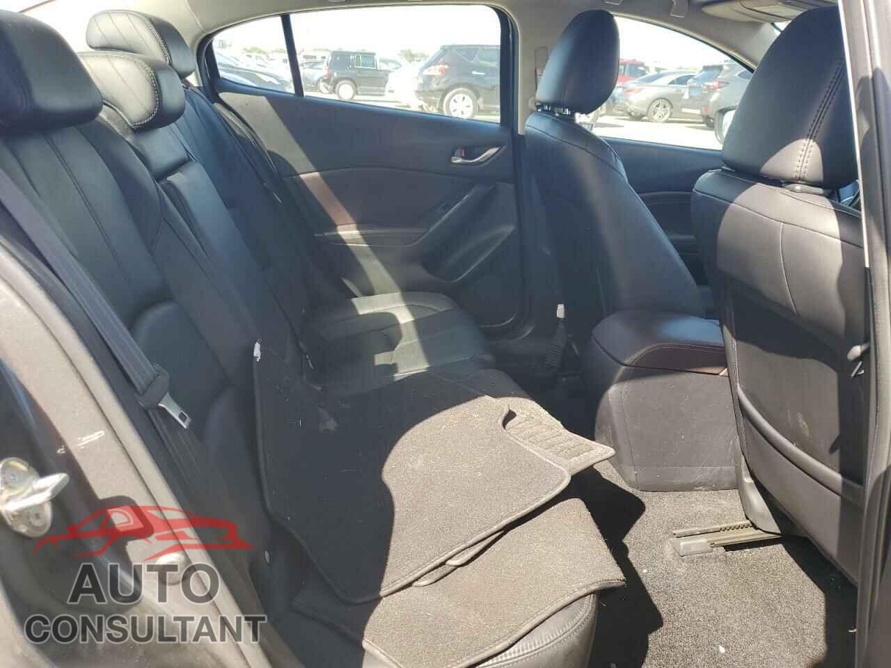 MAZDA 3 2017 - 3MZBN1V70HM112924
