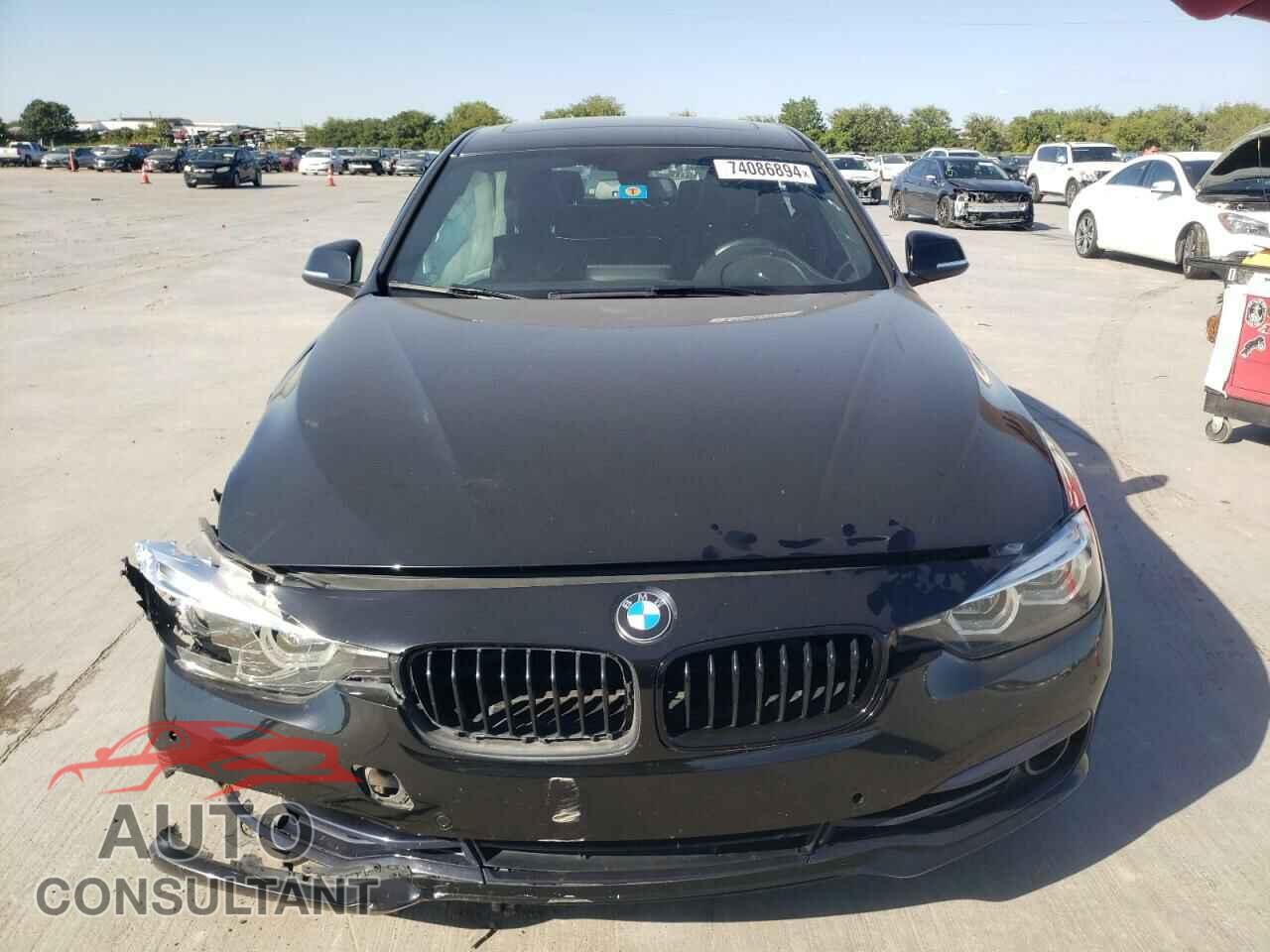 BMW 3 SERIES 2018 - WBA8B9C57JEE80809