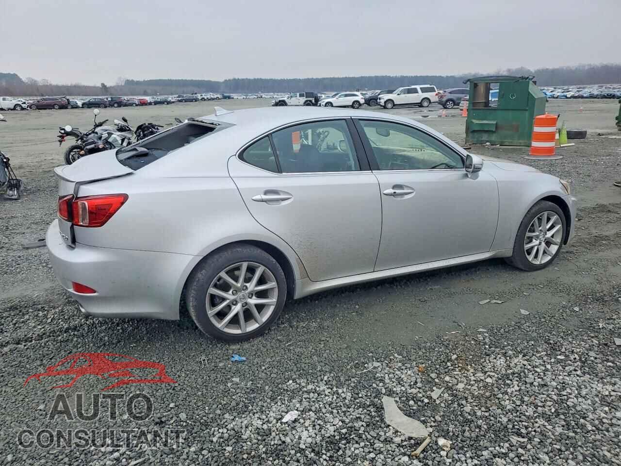LEXUS IS 2013 - JTHCF5C2XD5060932