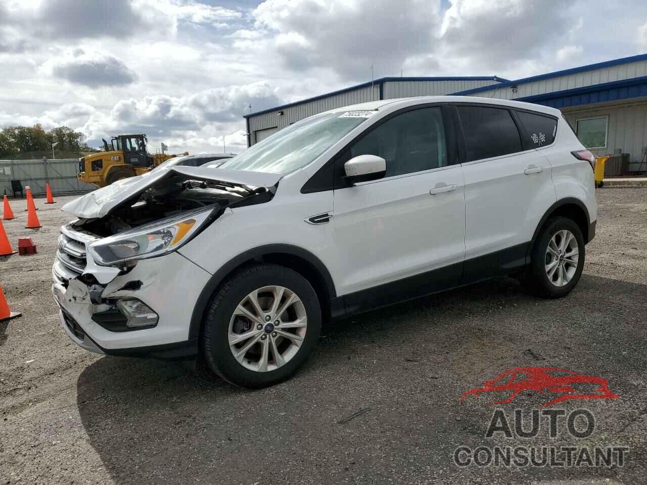 FORD ESCAPE 2017 - 1FMCU9GD5HUA82239