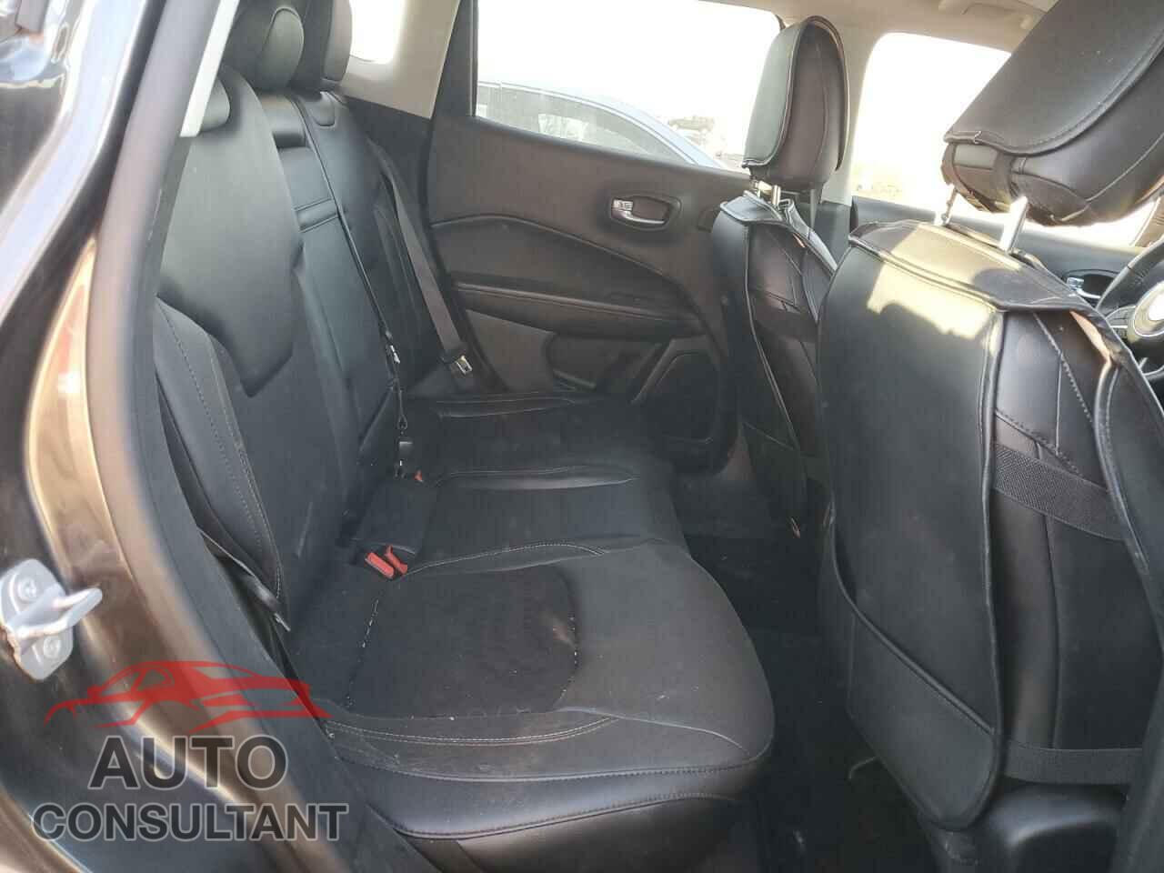JEEP COMPASS 2017 - 3C4NJCBB1HT668942