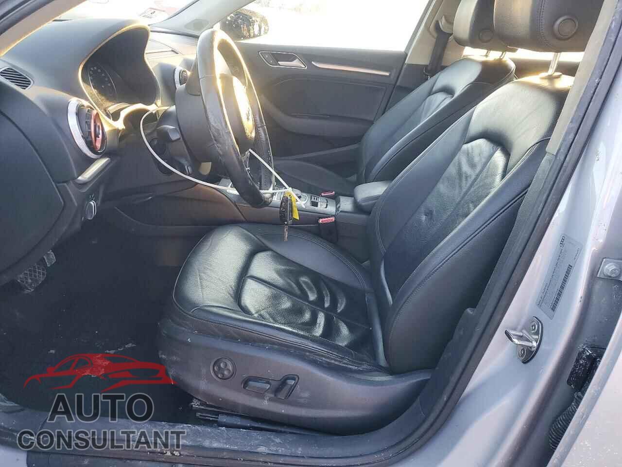 AUDI A3 2015 - WAUBFGFF4F1010462