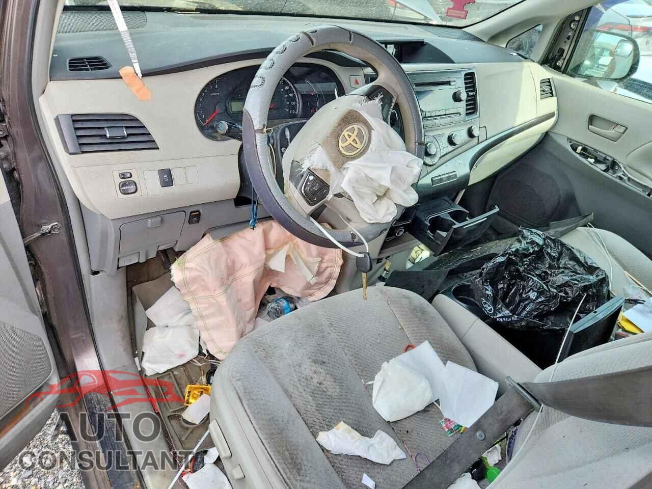 TOYOTA All Models 2011 - 5TDKK3DC4BS037836