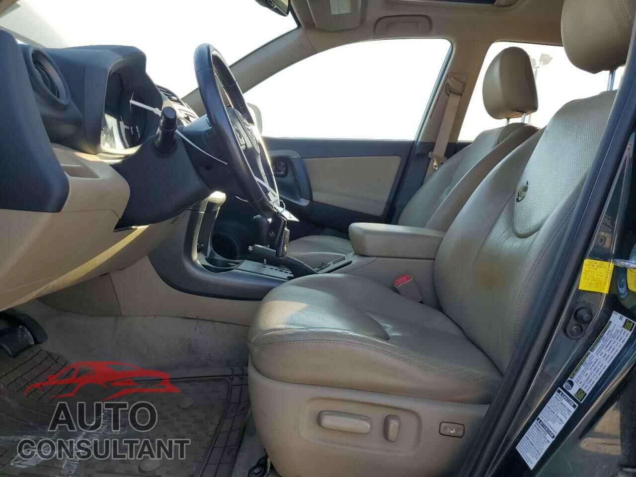 TOYOTA RAV4 2012 - 2T3DF4DV4CW246529