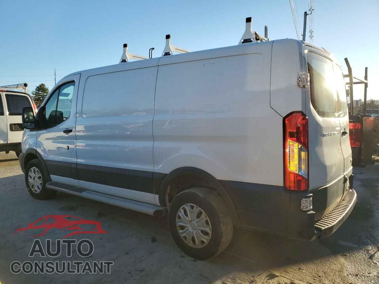 FORD TRANSIT 2018 - 1FTYR1ZM6JKA99224
