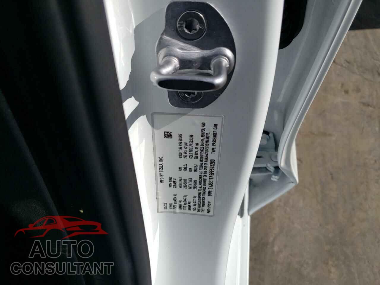 TESLA MODEL 3 2023 - 5YJ3E1EA9PF575280
