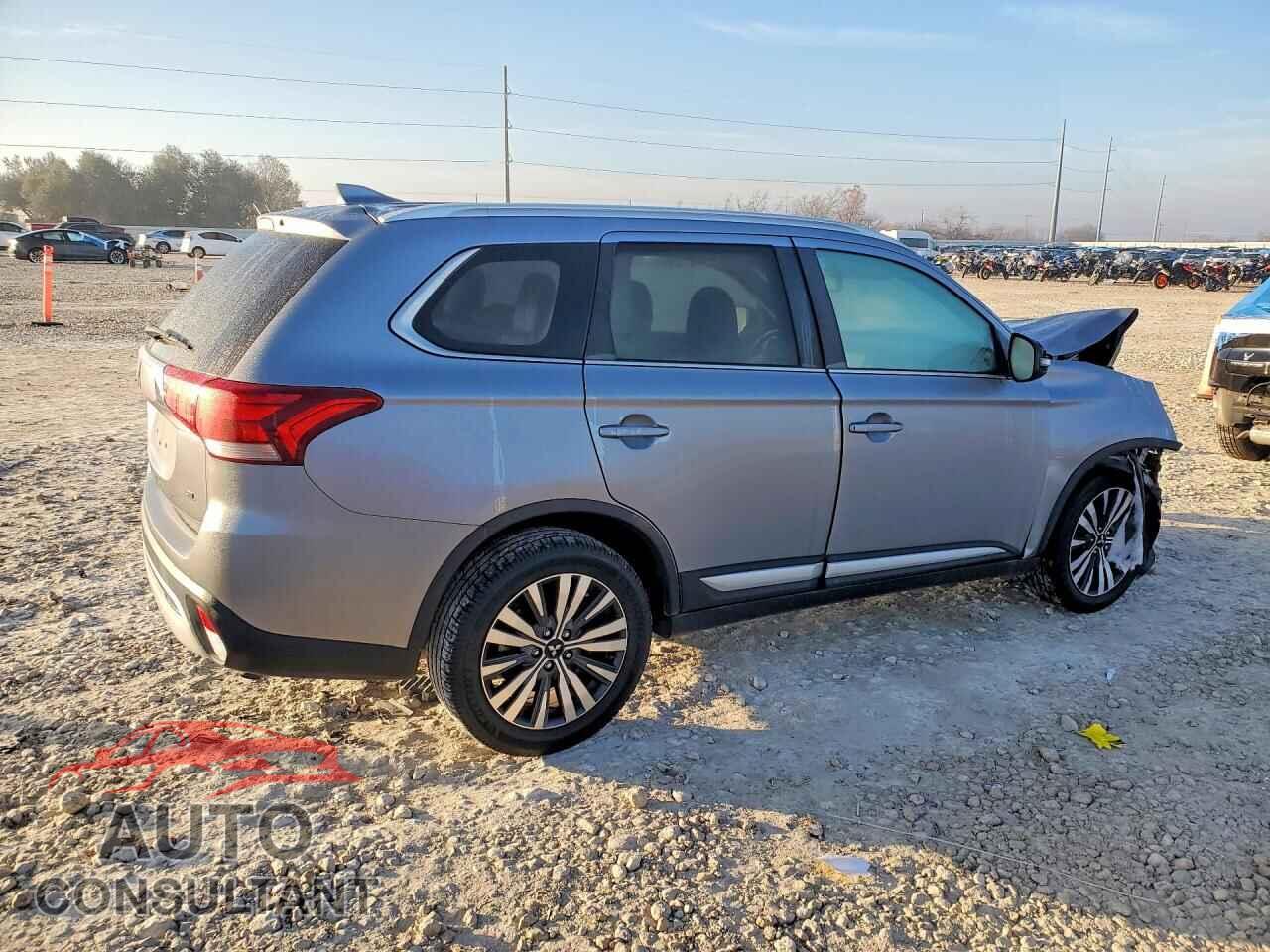 MITSUBISHI OUTLANDER 2020 - JA4AD3A37LZ025149