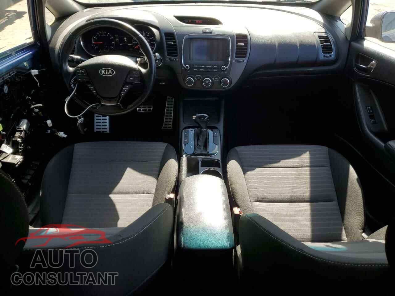 KIA FORTE 2017 - 3KPFL4A71HE140453
