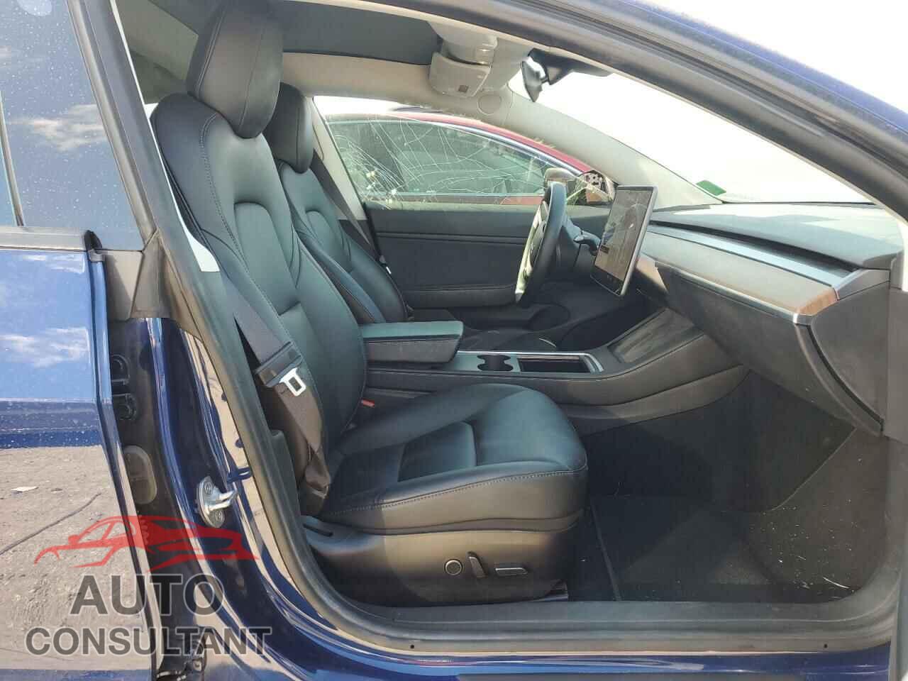 TESLA MODEL 3 2021 - 5YJ3E1EB8MF849508
