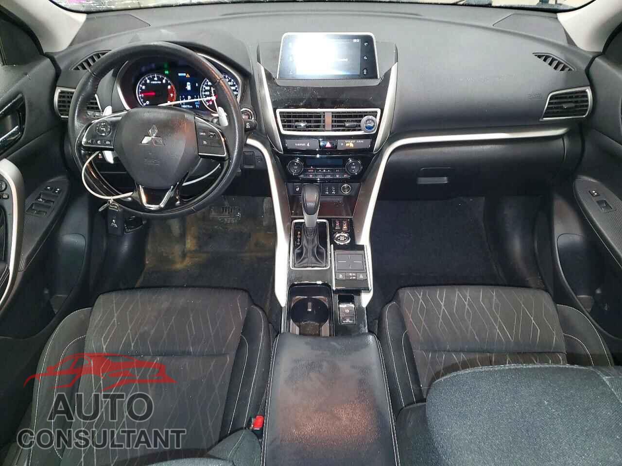 MITSUBISHI ECLIPSE 2019 - JA4AT4AA7KZ606396
