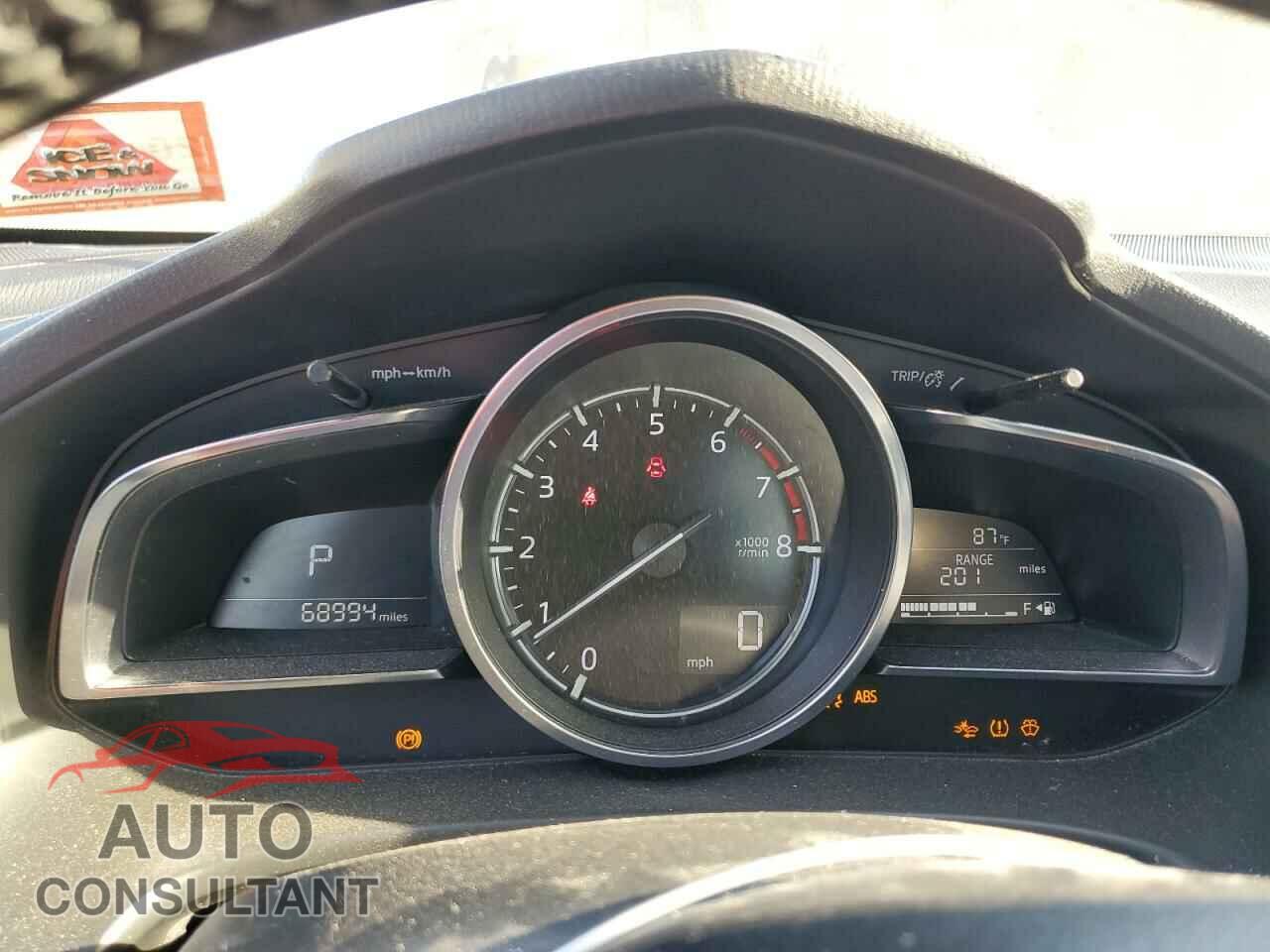 MAZDA 3 2017 - 3MZBN1W37HM149383