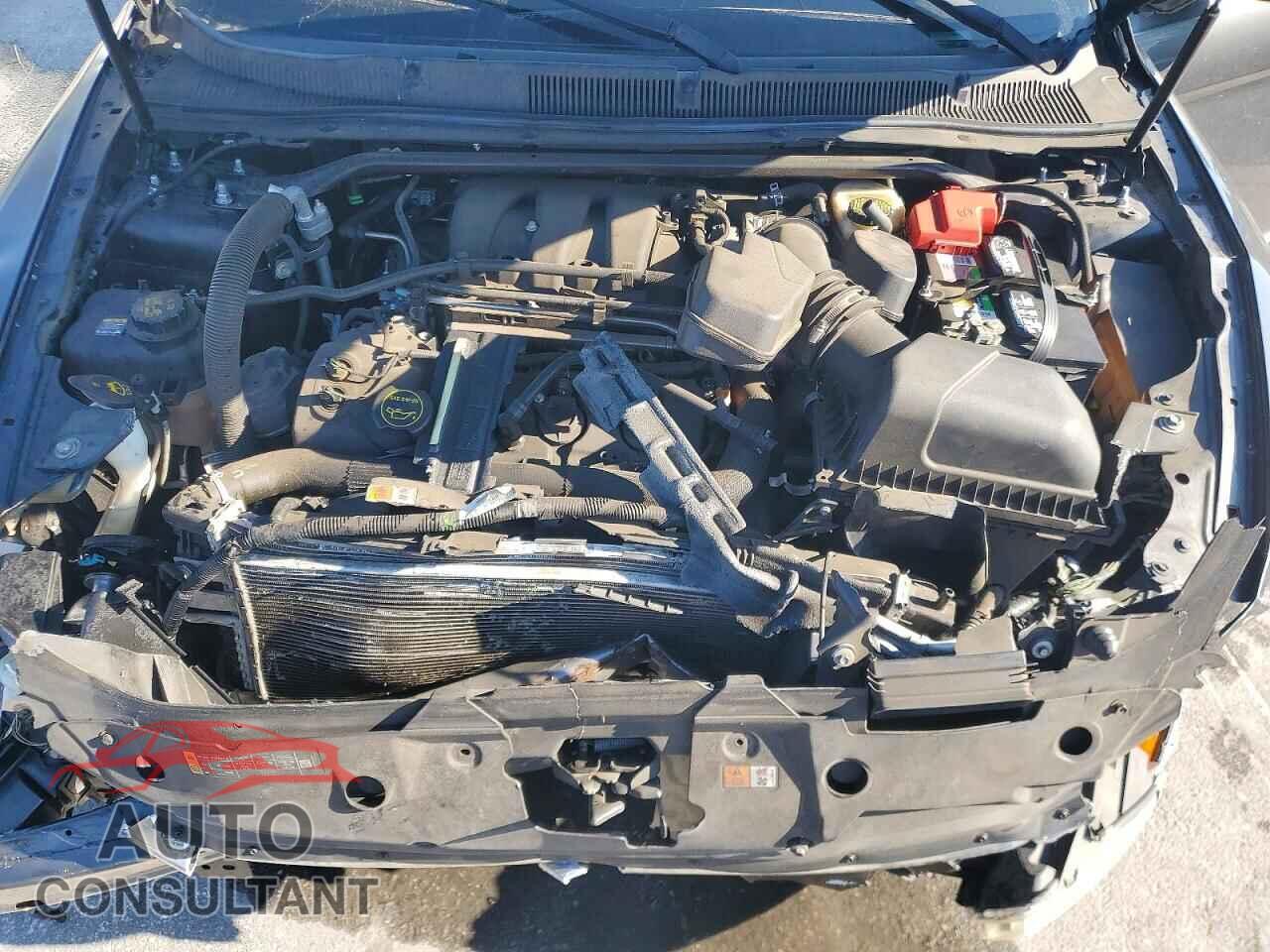 FORD TAURUS 2017 - 1FAHP2F89HG114935