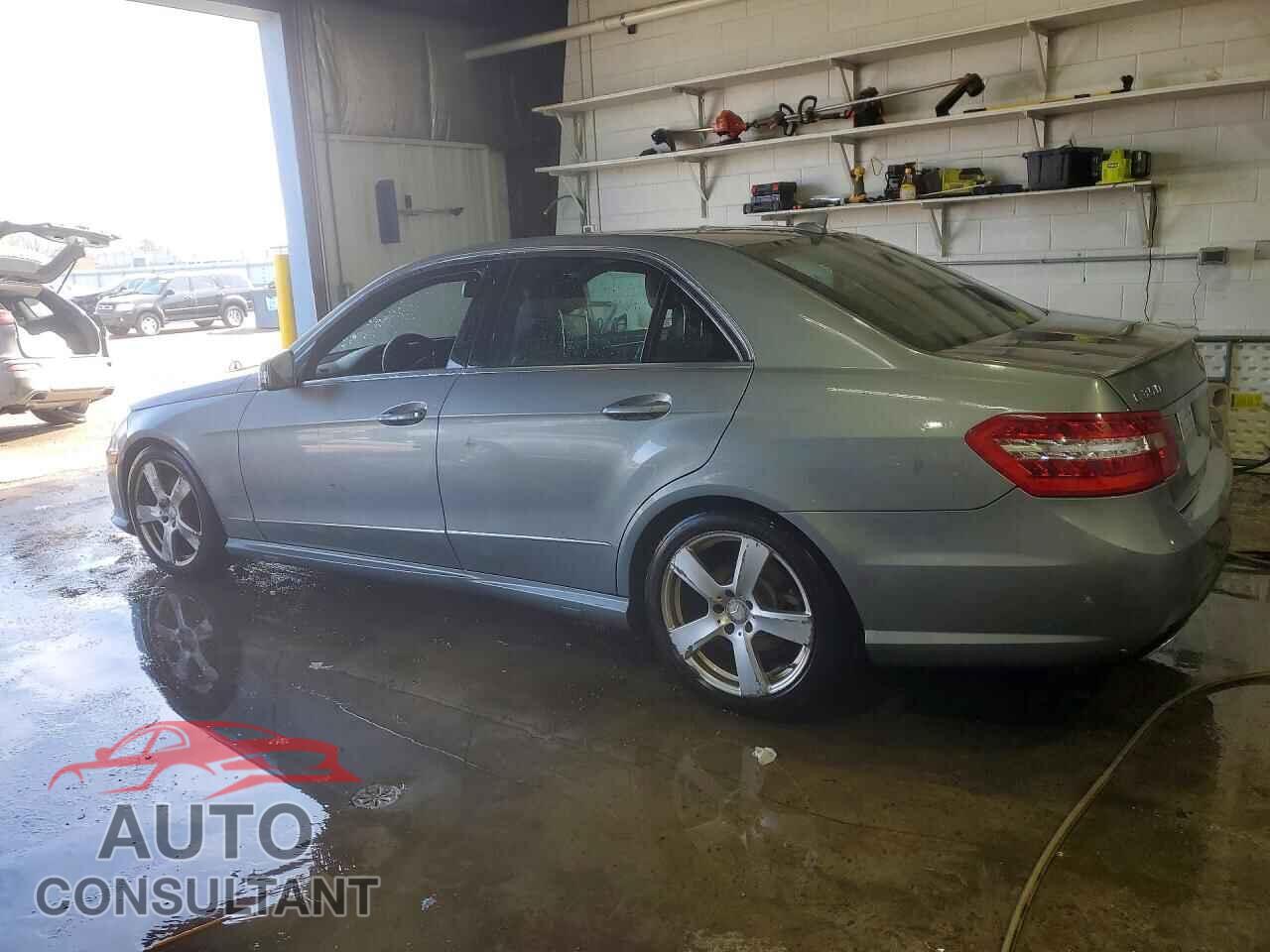 MERCEDES-BENZ E-CLASS 2011 - WDDHF8HBXBA422527