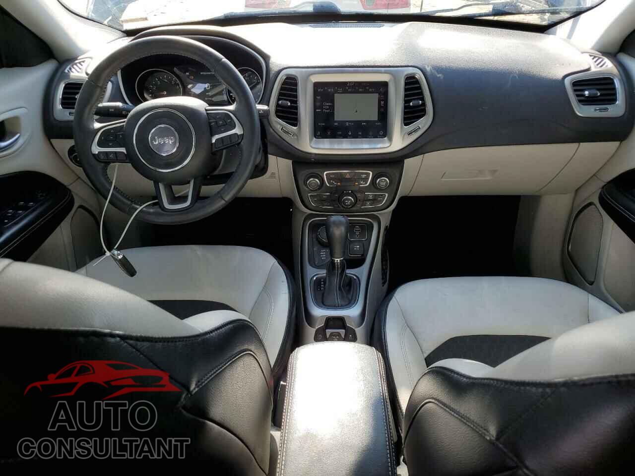 JEEP COMPASS 2018 - 3C4NJDBB3JT201887