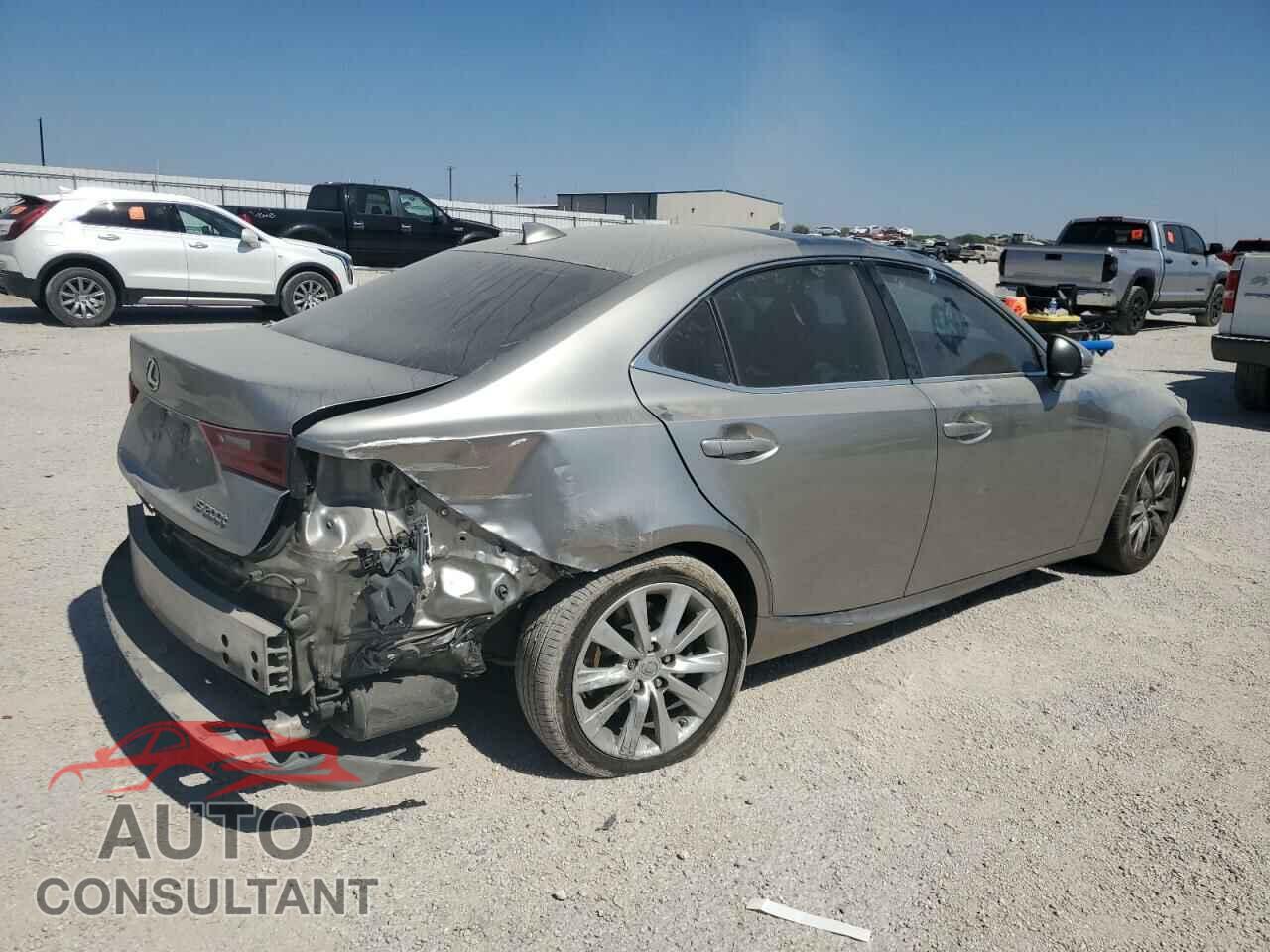 LEXUS IS 2016 - JTHBA1D25G5010705