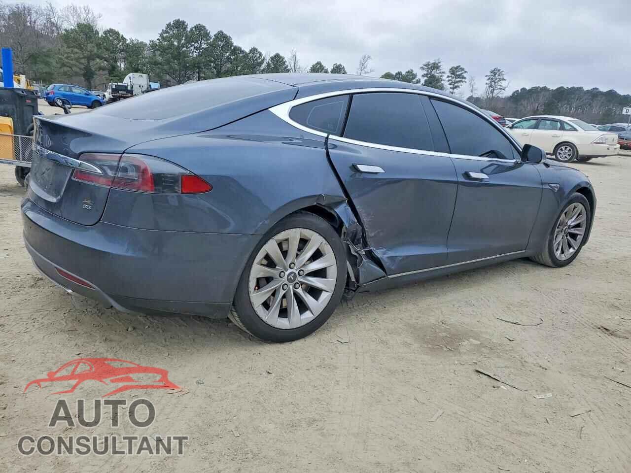 TESLA MODEL S 2014 - 5YJSA1H13EFP52194