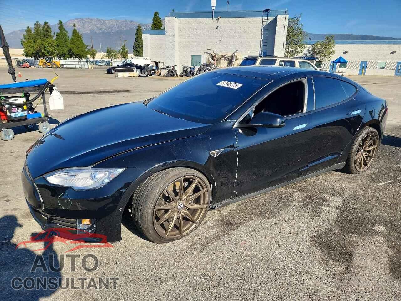 TESLA MODEL S 2016 - 5YJSA1E40GF128306