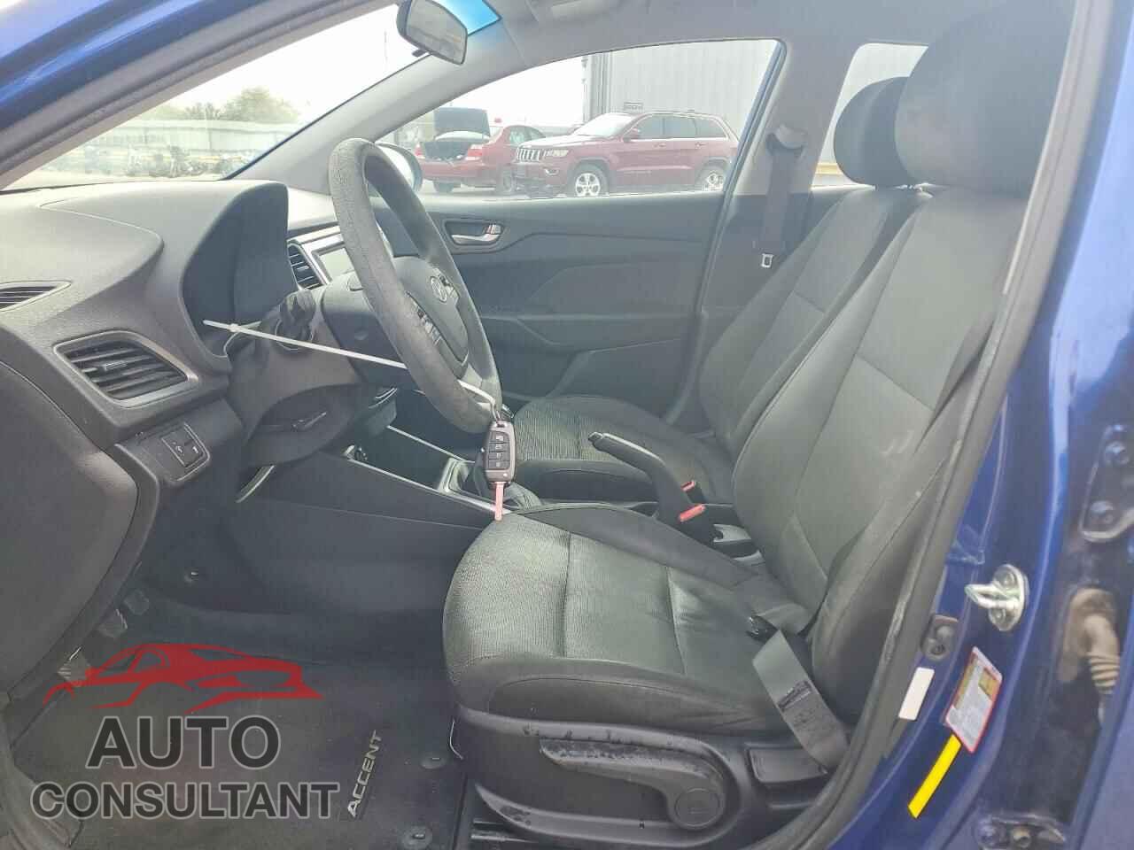 HYUNDAI ACCENT 2018 - 3KPC24A30JE022578