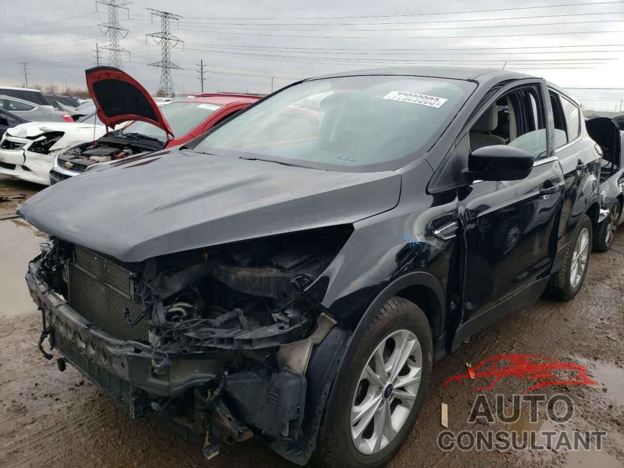 FORD ESCAPE 2017 - 1FMCU0GD7HUD48663