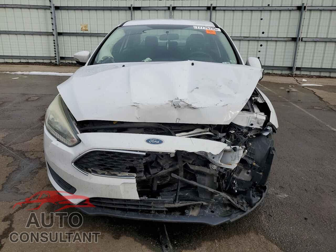 FORD FOCUS 2017 - 1FADP3F29HL224813