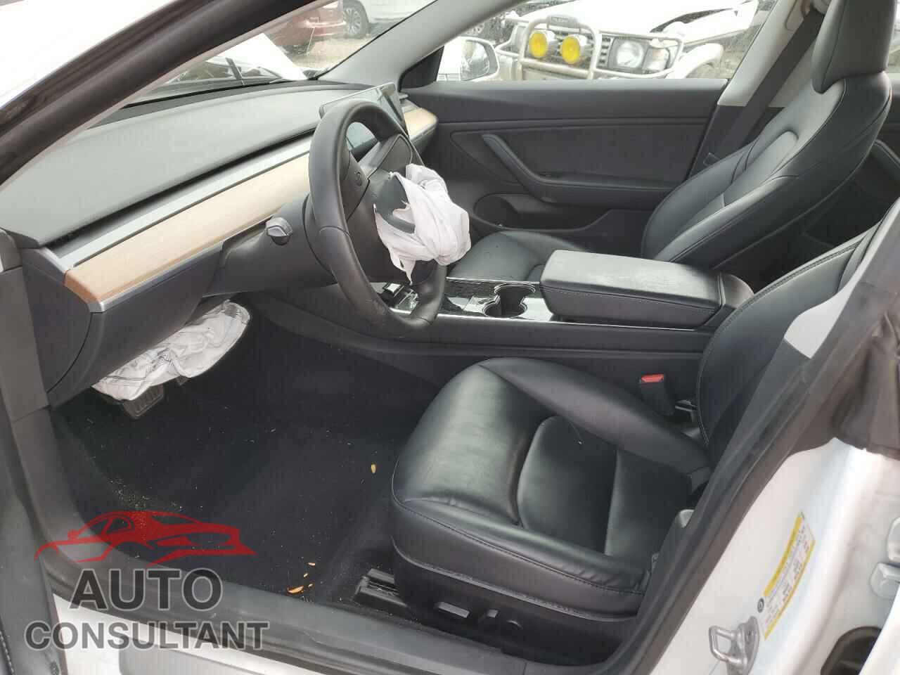 TESLA MODEL 3 2020 - 5YJ3E1EB2LF617923
