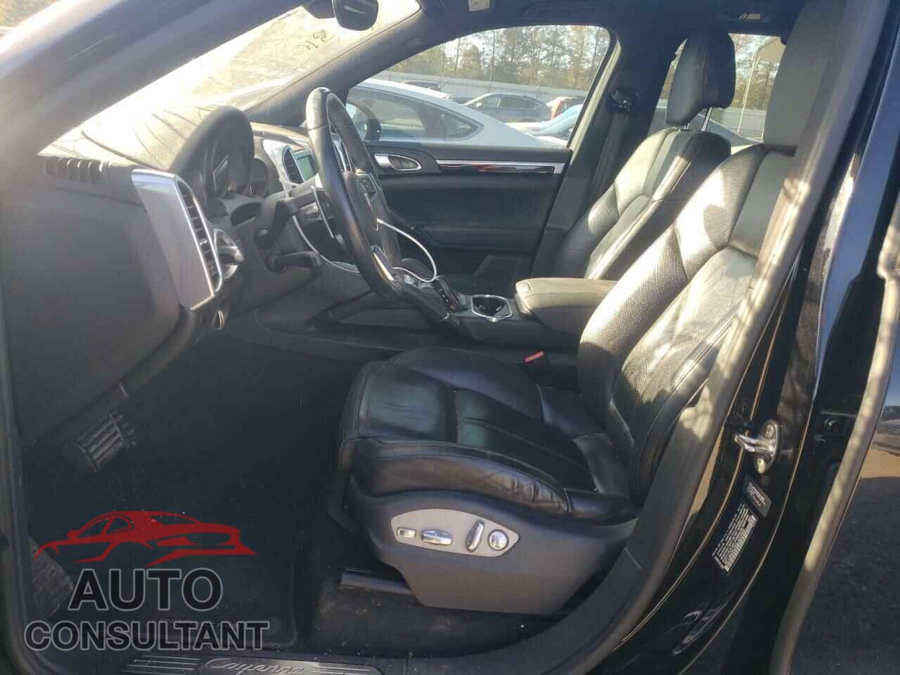 PORSCHE CAYENNE 2016 - WP1AA2A29GLA02950
