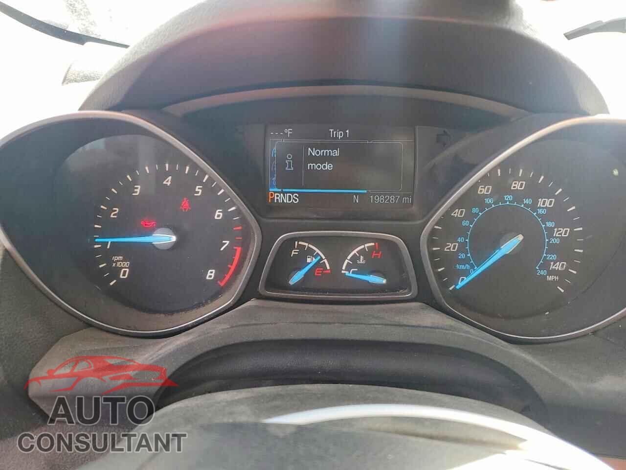 FORD ESCAPE 2016 - 1FMCU0F76GUB98538