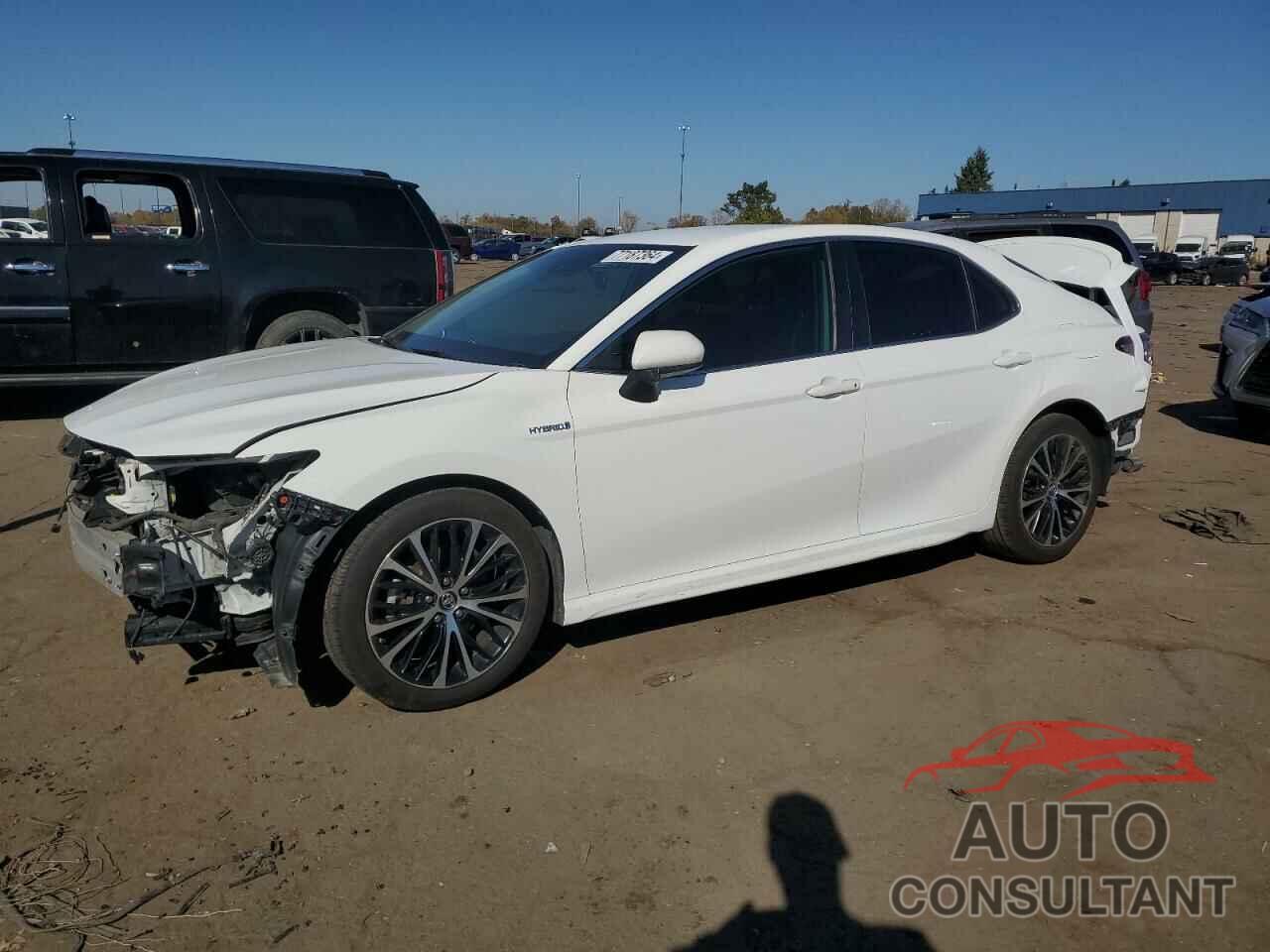TOYOTA CAMRY 2019 - 4T1B21HK0KU010422