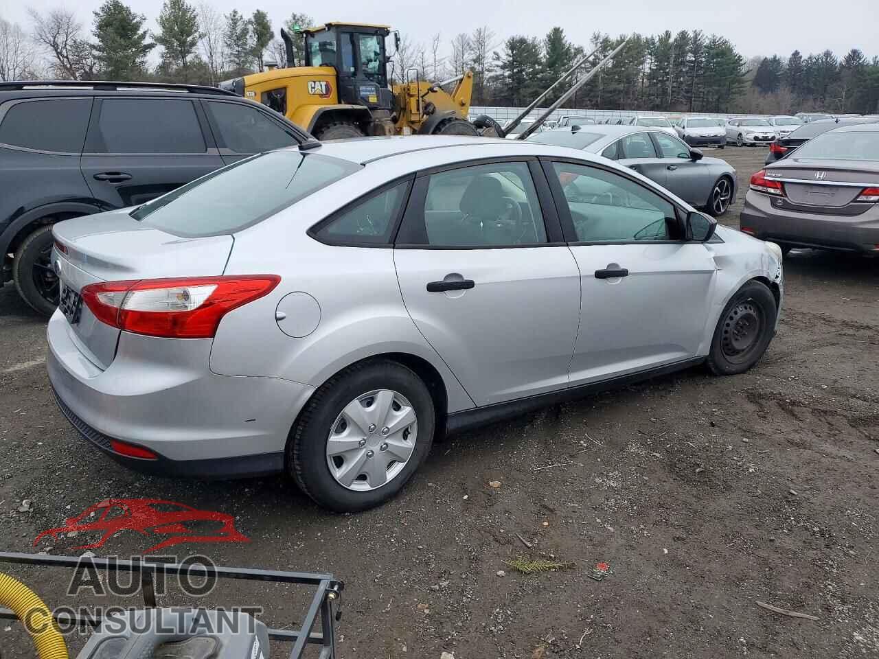 FORD FOCUS 2012 - 1FAHP3E24CL241692
